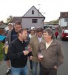 Kalba osobností se strhla v průvod